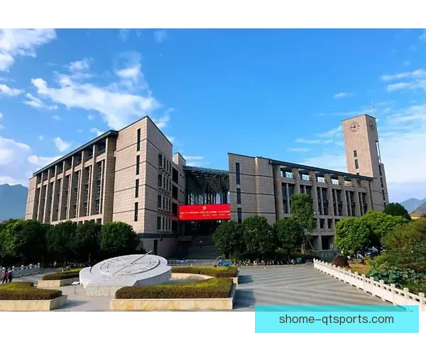 昆士兰大学以6-4战胜耶龙加成功晋级 展现强大实力与团结精神